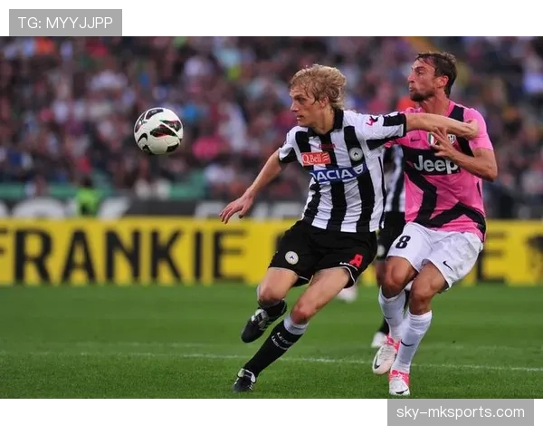 斯托克城长传冲吊战术稳健表现值得关注,球队近期佳绩引发广泛赞誉 斯托克城长传冲吊战术稳健表现值得关注,球队近期佳绩引发广泛赞誉